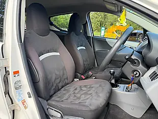 Used 2012 Suzuki Alto SZ3 White - Interior and Exterior details 10
