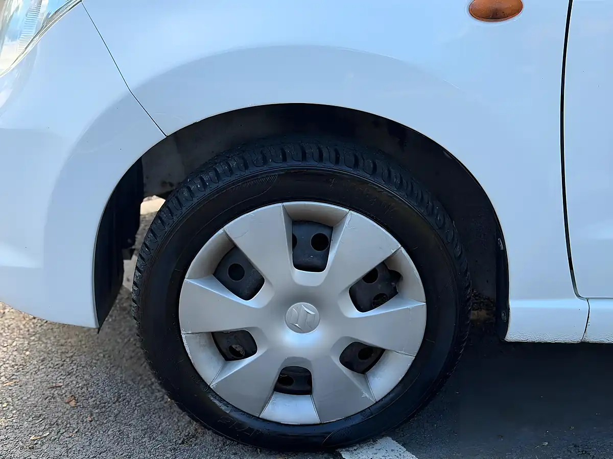 Used 2012 Suzuki Alto SZ3 White - Interior and Exterior details 20