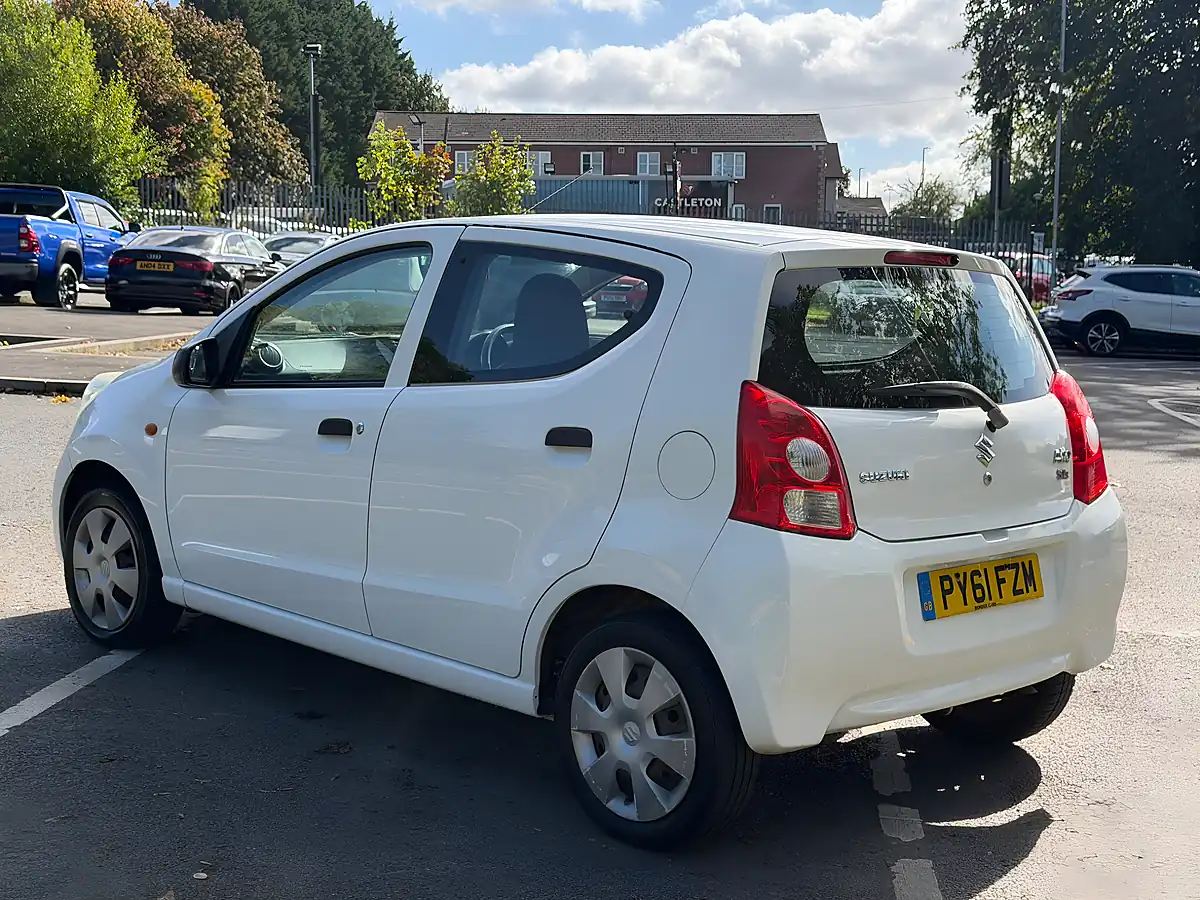 Used 2012 Suzuki Alto SZ3 White - Interior and Exterior details 4