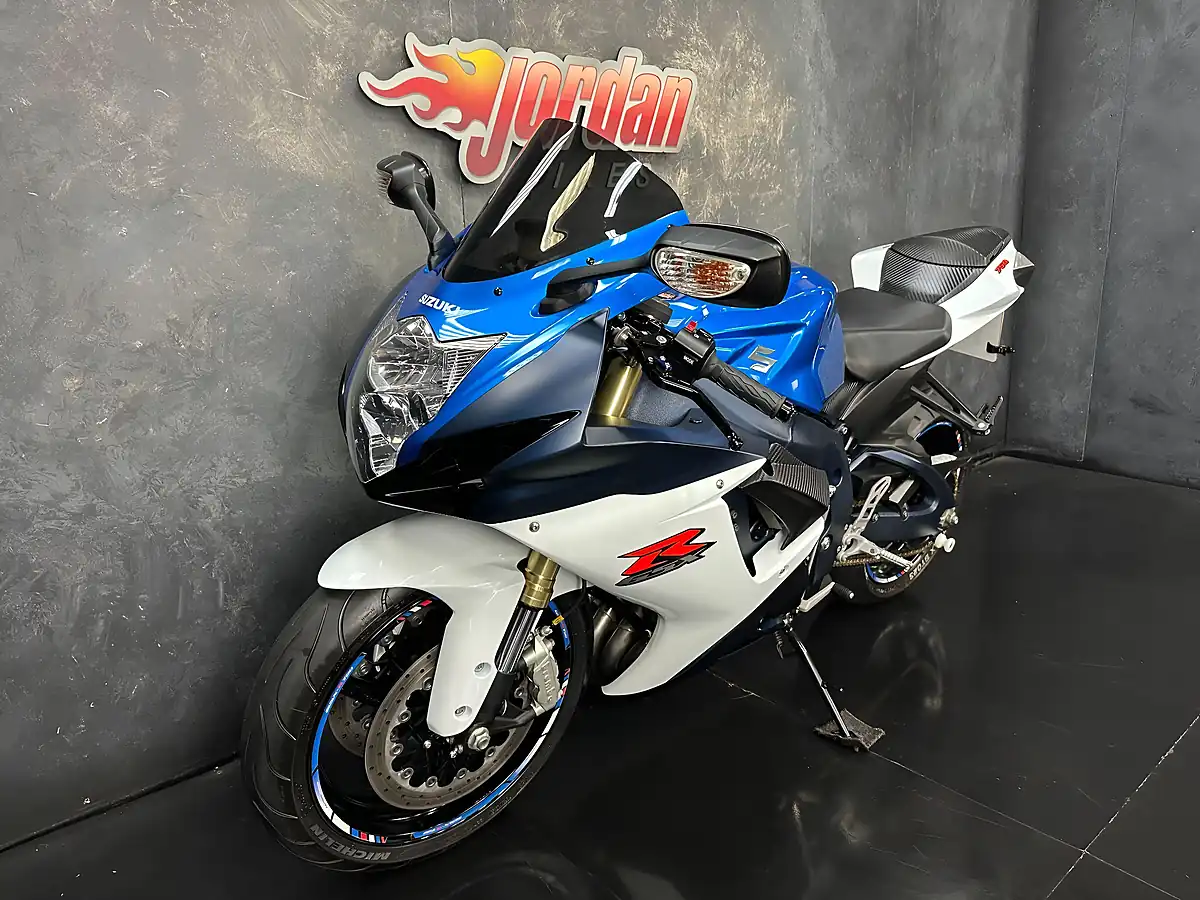 Used 2012 Suzuki GSX-R750 Blue - Interior and Exterior details 17