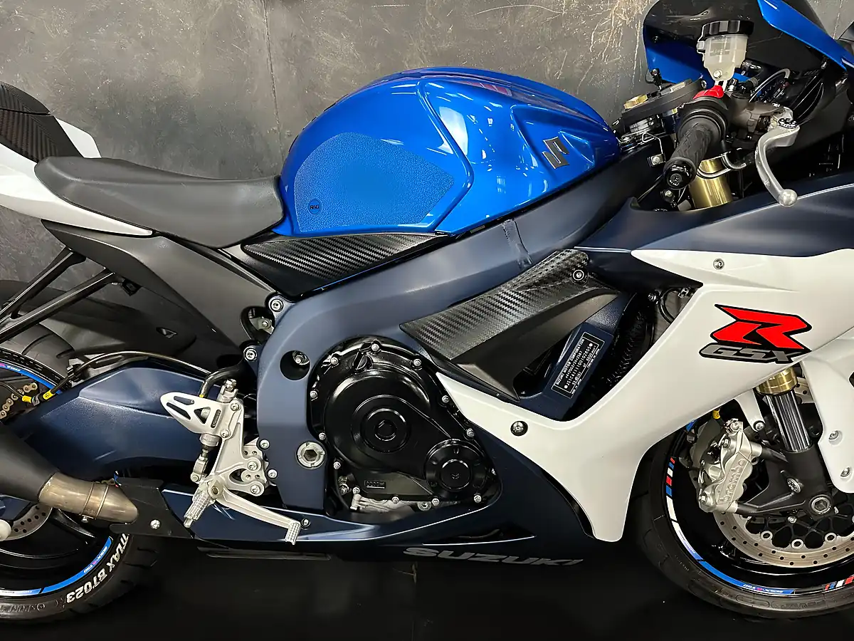 Used 2012 Suzuki GSX-R750 Blue - Interior and Exterior details 8