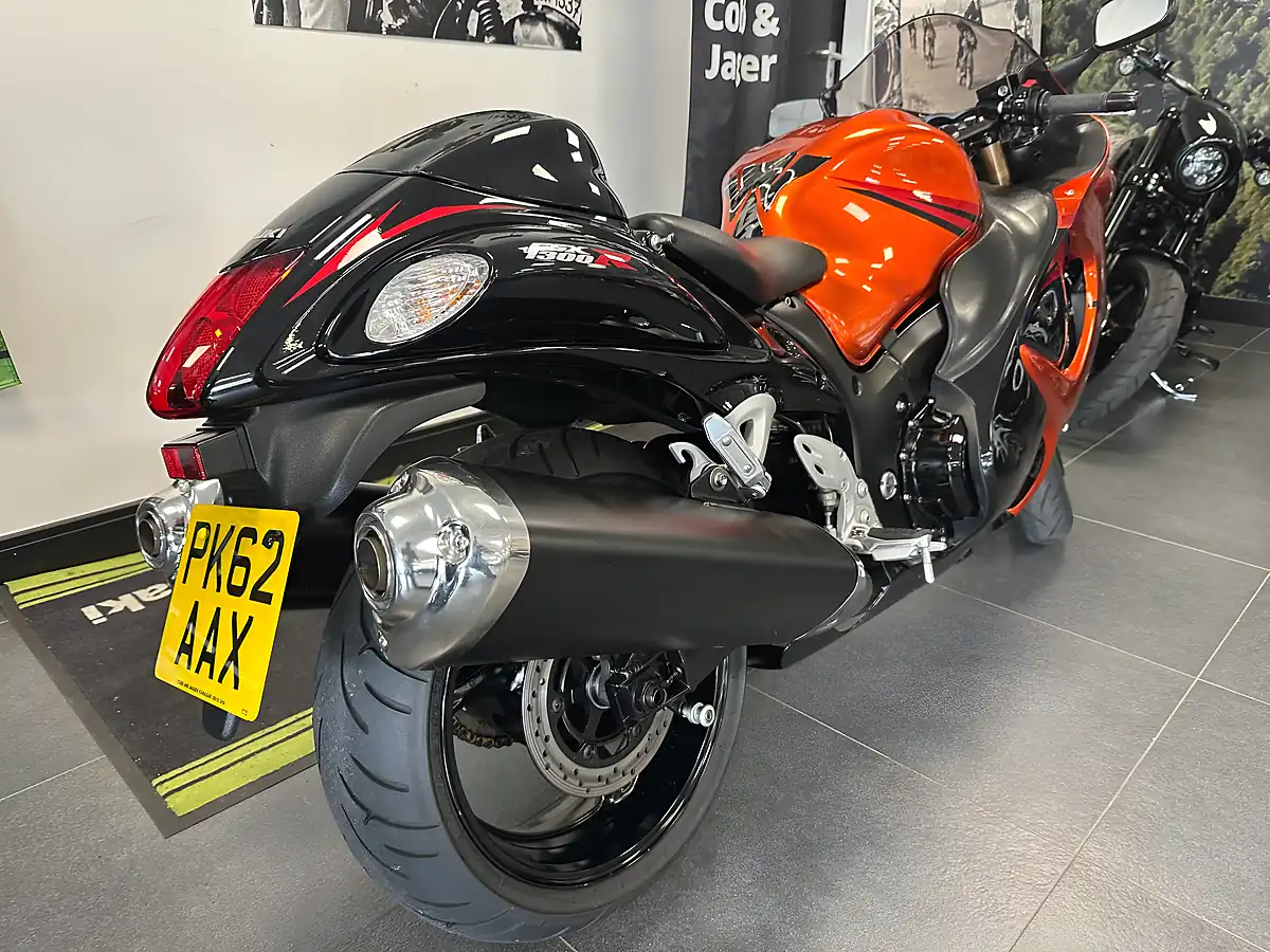 Used 2012 Suzuki GSX1300R Hayabusa Orange Metallic - Interior and Exterior details 2