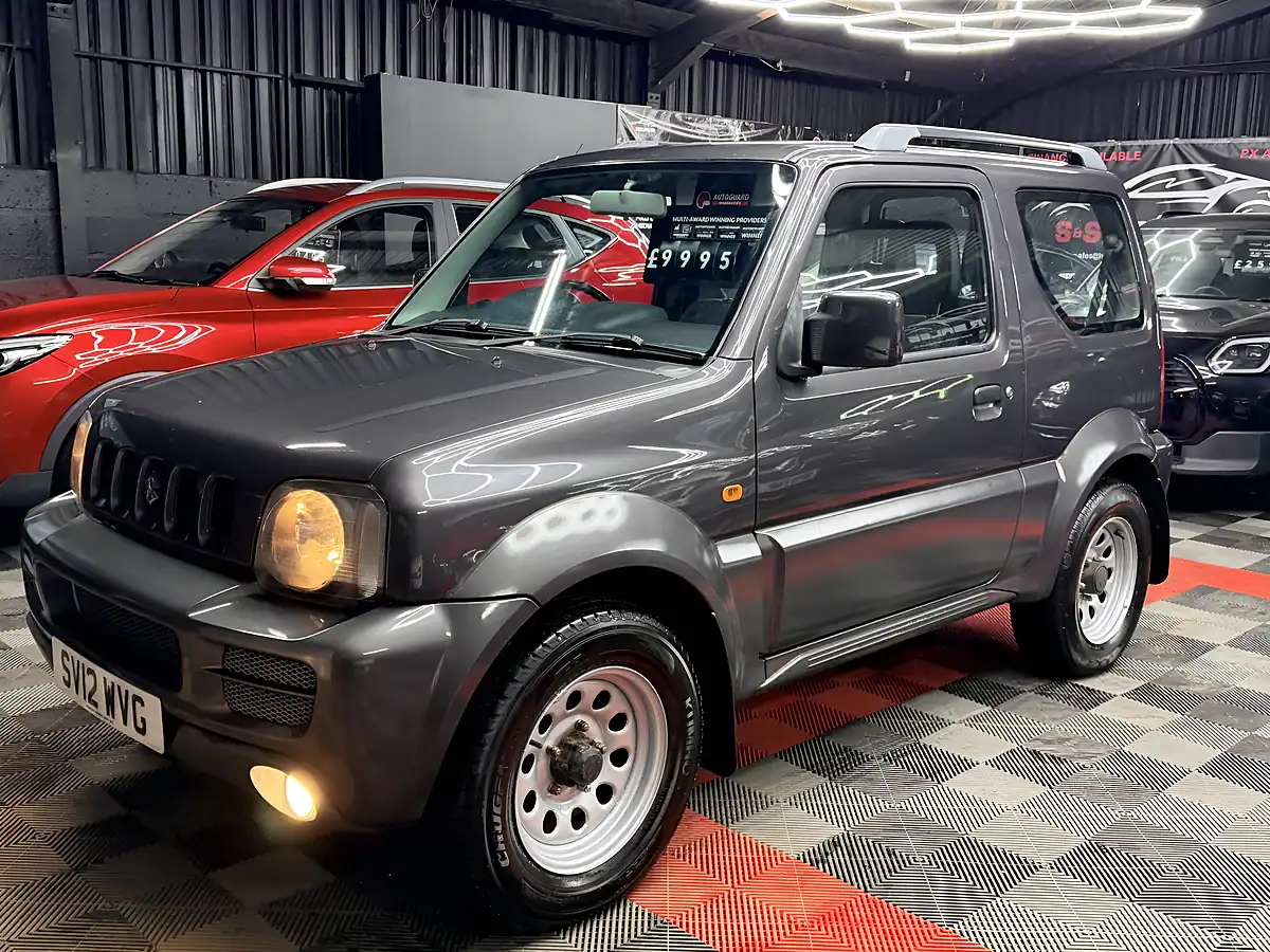 Used 2012 Suzuki Jimny SZ3 Grey - Interior and Exterior details 4