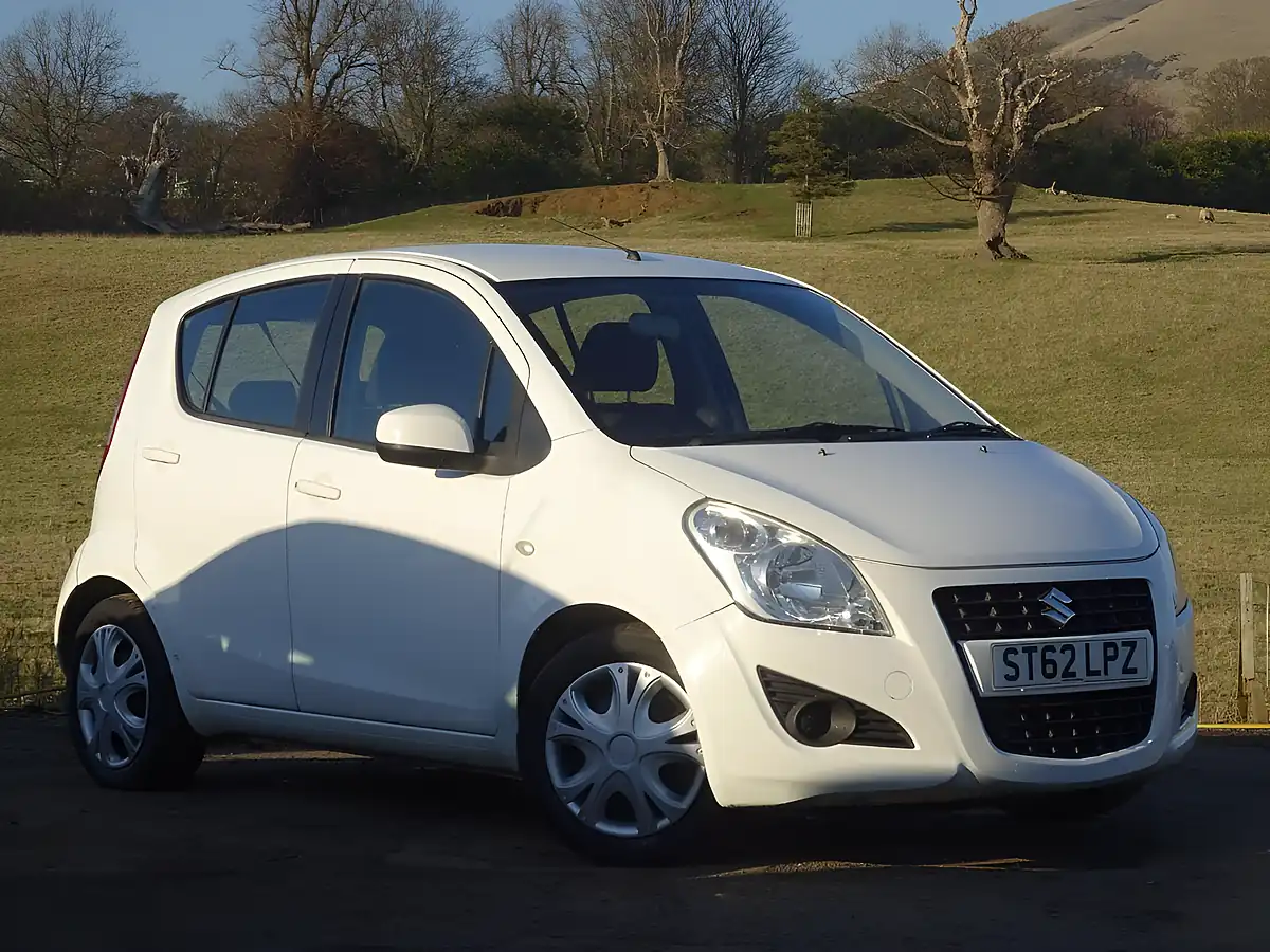 Used 2012 Suzuki Splash SZ2 White - Front View