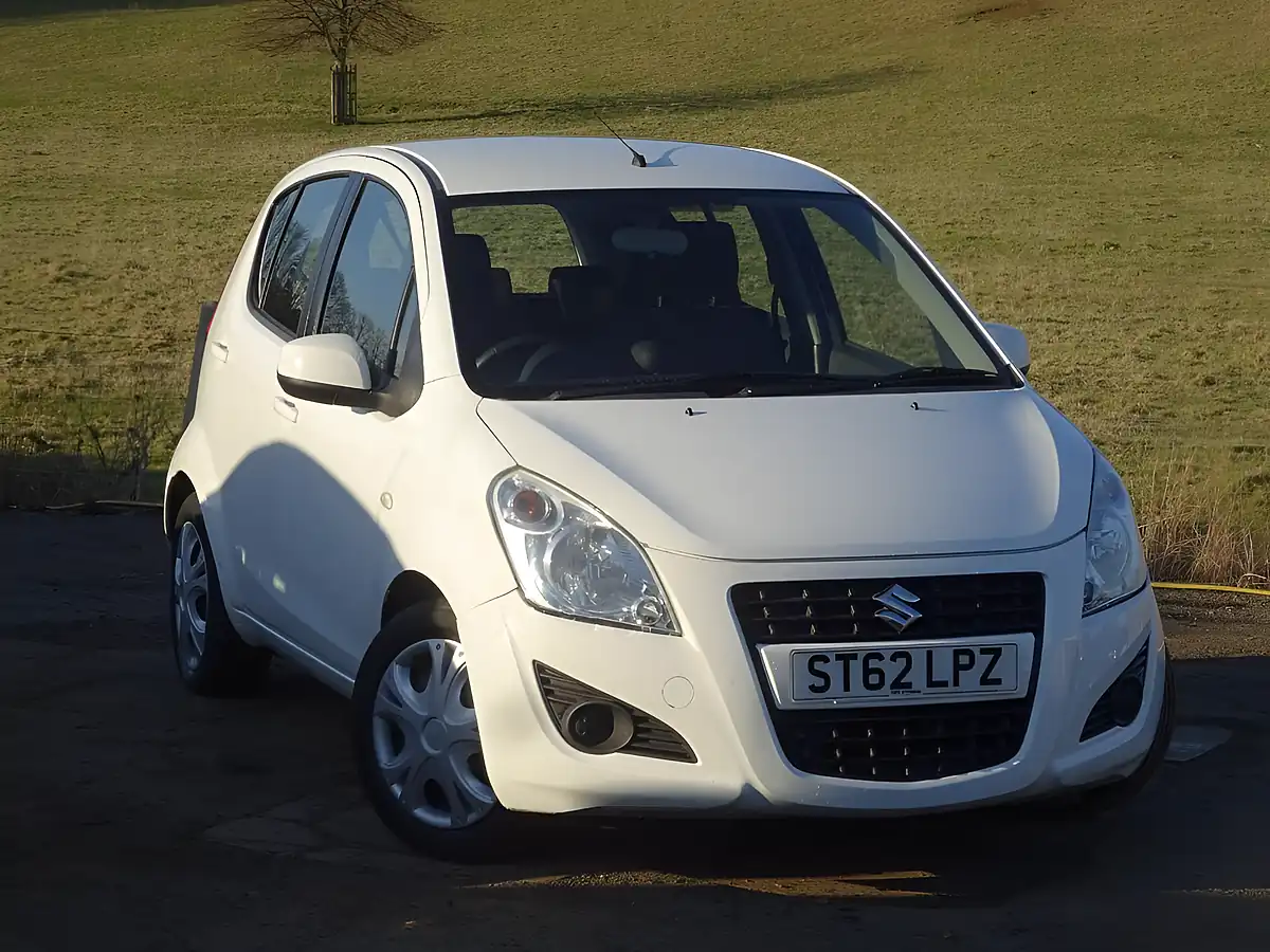 Used 2012 Suzuki Splash SZ2 White - Interior and Exterior details 8
