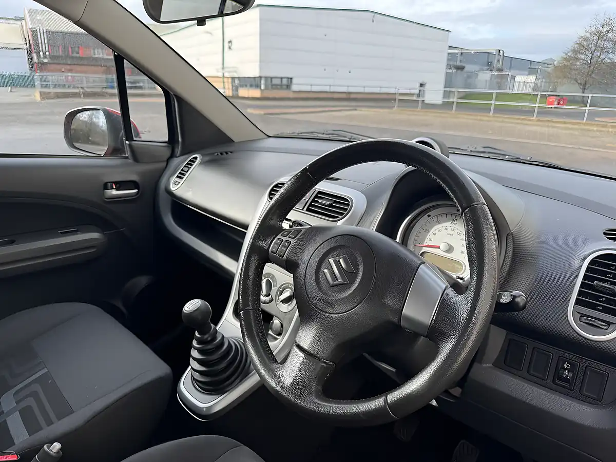 Used 2012 Suzuki Splash SZ3 Orange - Interior and Exterior details 10
