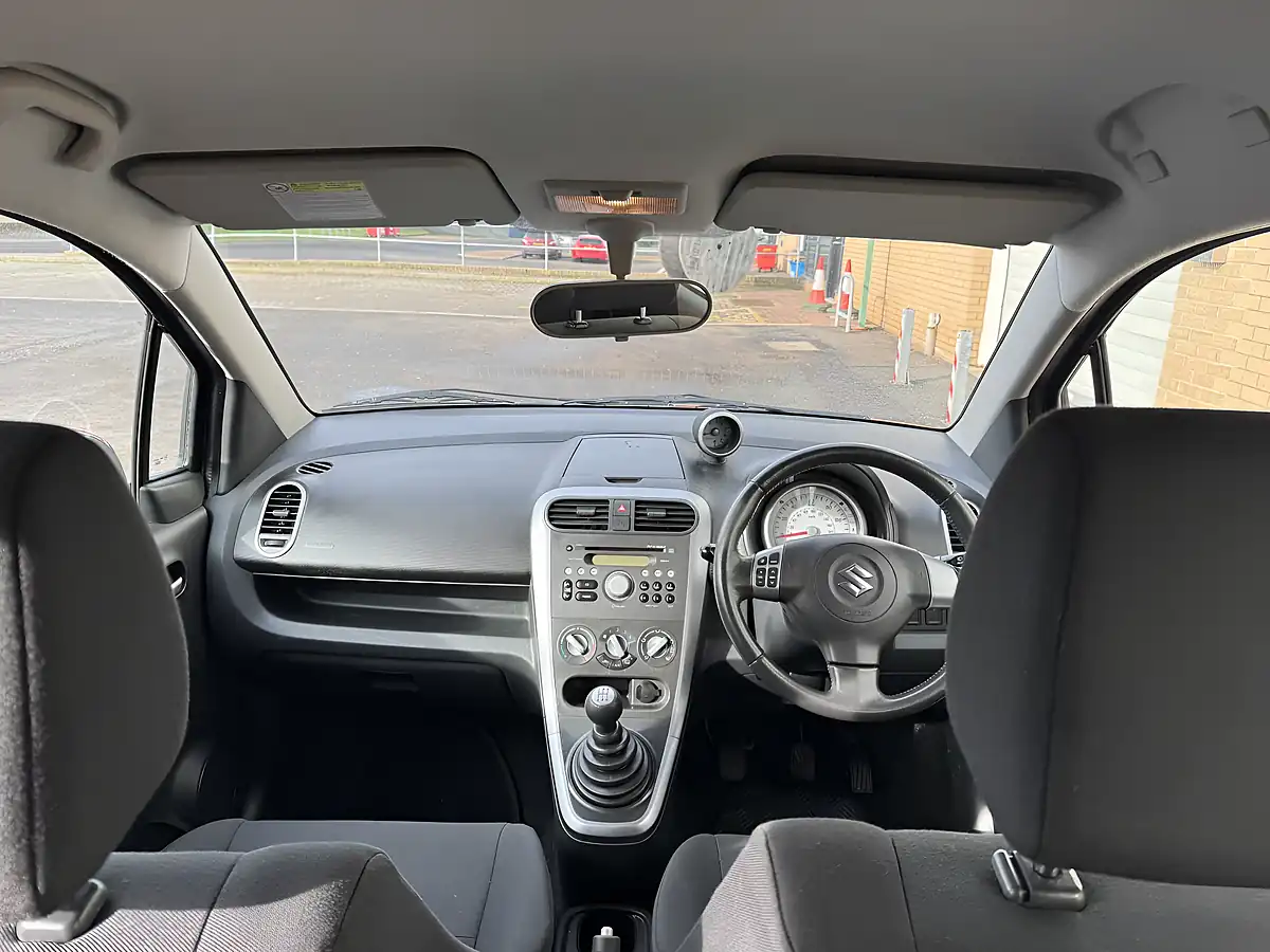 Used 2012 Suzuki Splash SZ3 Orange - Interior and Exterior details 9