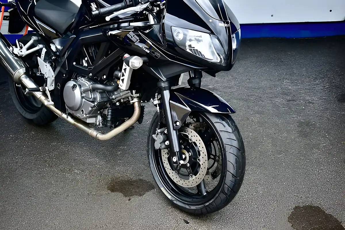 Used 2012 Suzuki SV650S Super Sports Black - Interior and Exterior details 12