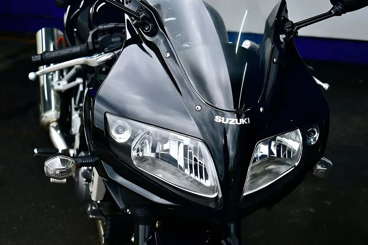 Used 2012 Suzuki SV650S Super Sports Black - Interior and Exterior details 13