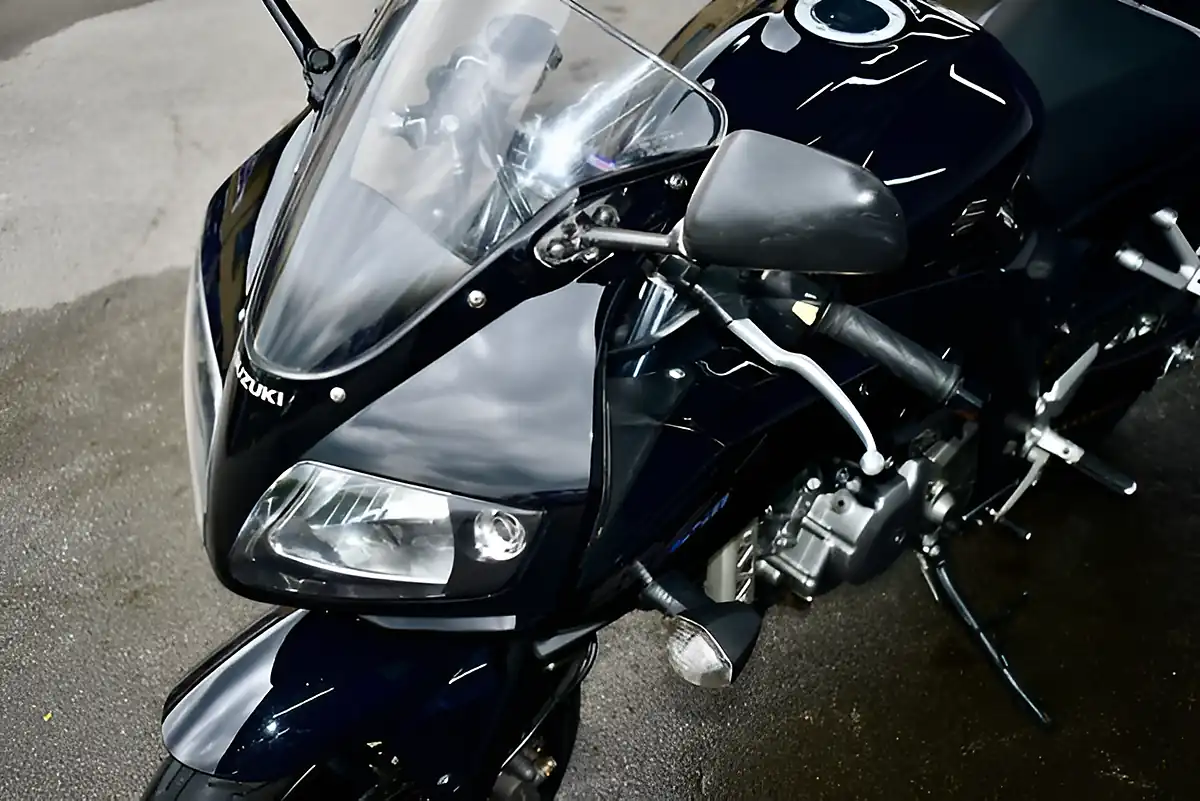 Used 2012 Suzuki SV650S Super Sports Black - Interior and Exterior details 14
