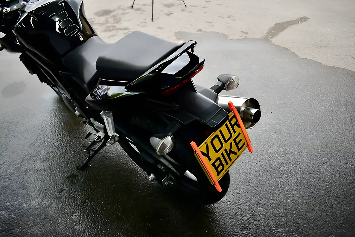 Used 2012 Suzuki SV650S Super Sports Black - Interior and Exterior details 20
