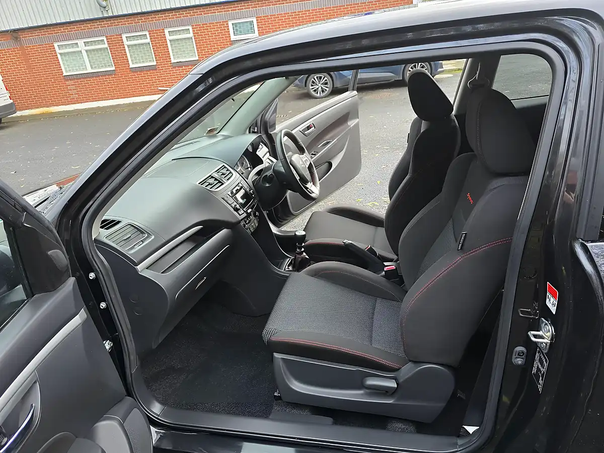 Used 2012 Suzuki Swift Sport Black - Interior and Exterior details 15