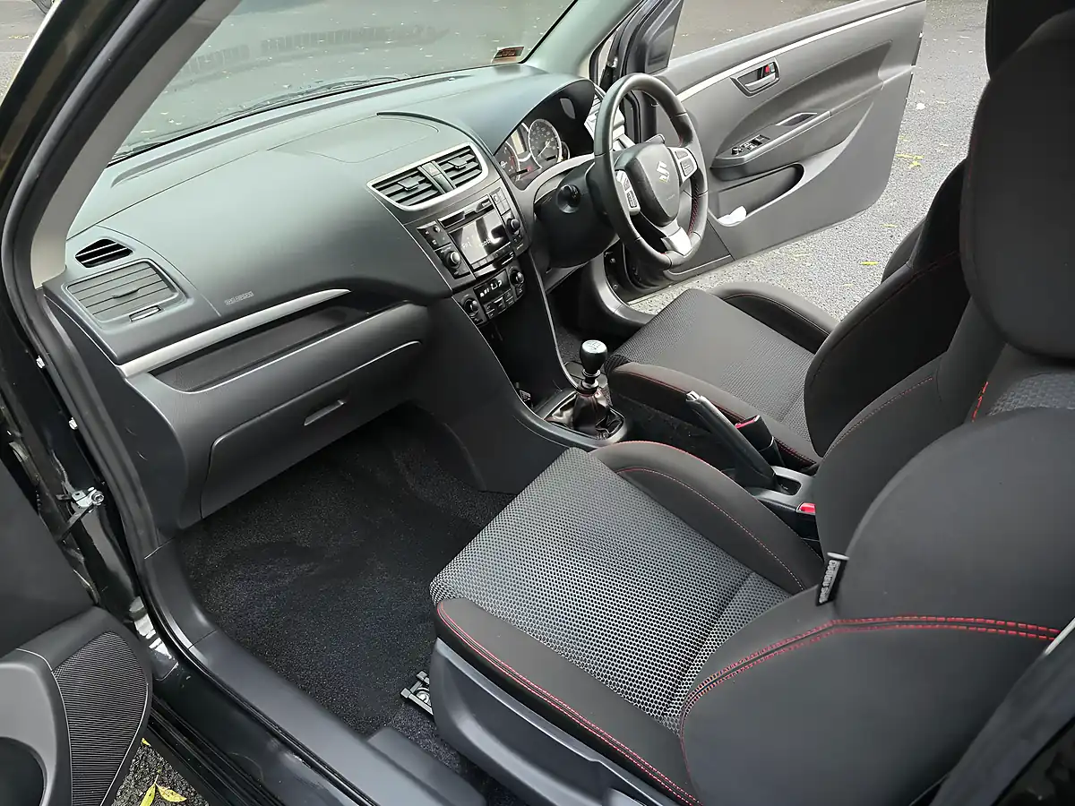 Used 2012 Suzuki Swift Sport Black - Interior and Exterior details 16