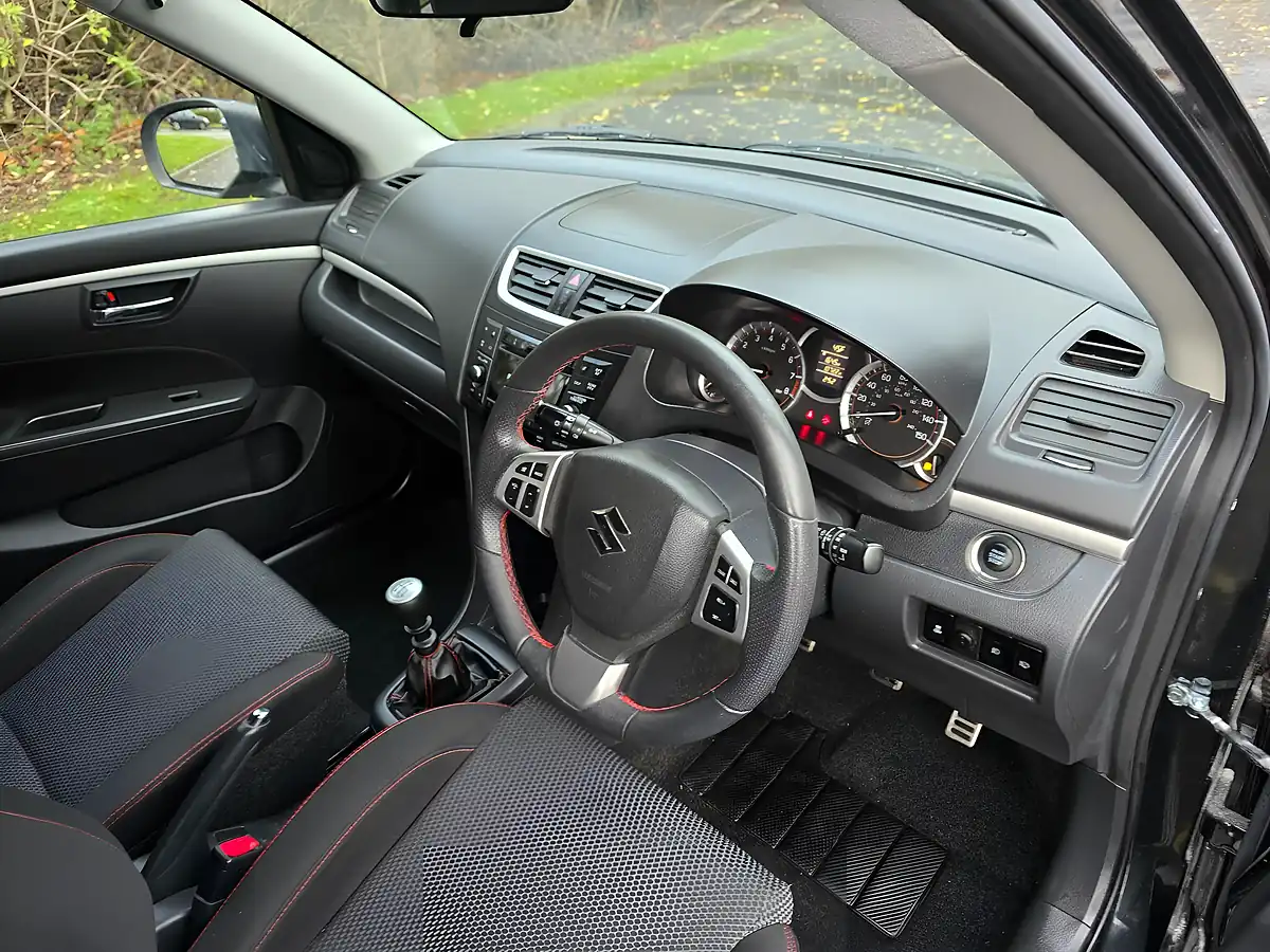Used 2012 Suzuki Swift Sport Black - Interior and Exterior details 6
