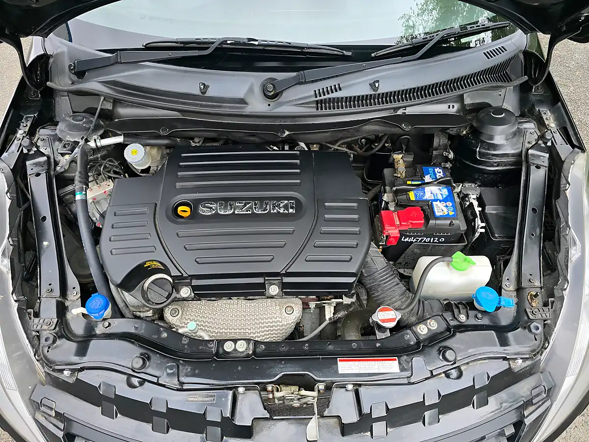 Used 2012 Suzuki Swift Sport Black - Interior and Exterior details 8