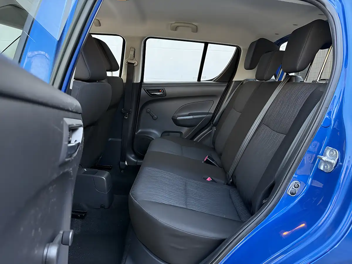Used 2012 Suzuki Swift SZ3 Blue - Interior and Exterior details 14