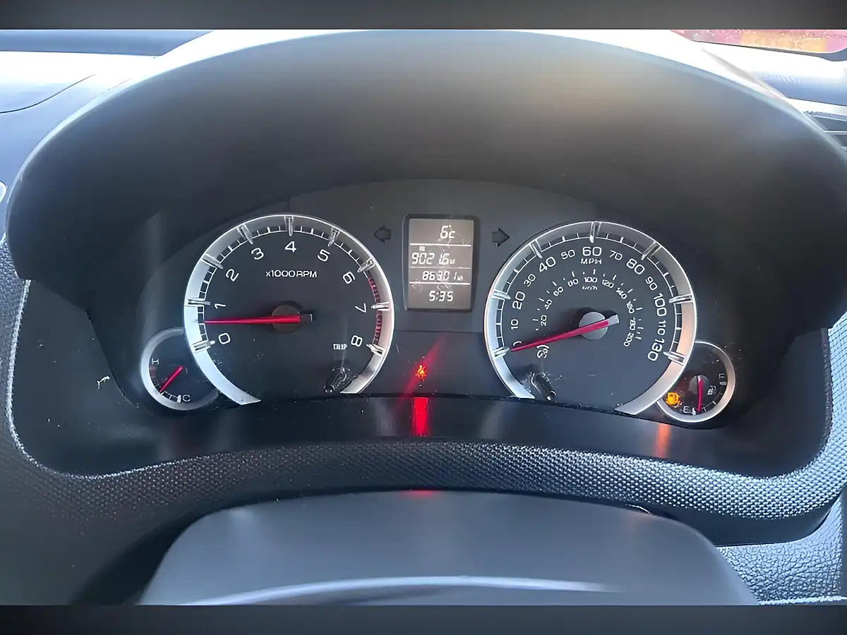 Used 2012 Suzuki Swift Sz3 Red - Interior and Exterior details 7