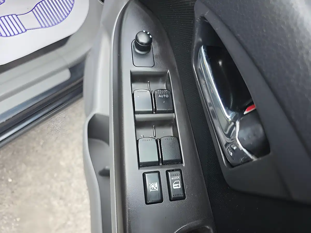 Used 2012 Suzuki SX4 SZ4 Black - Interior and Exterior details 15