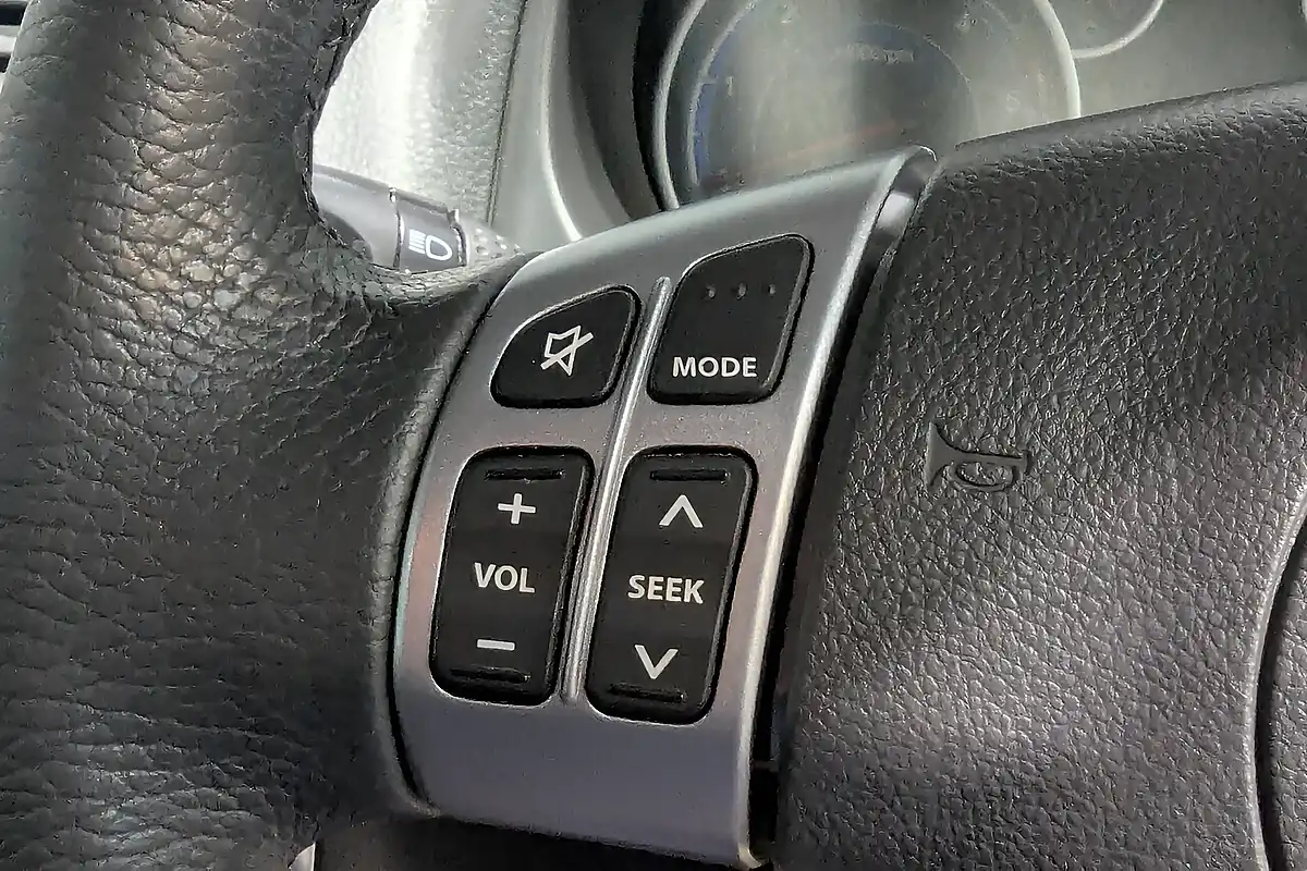 Used 2012 Suzuki SX4 SZ5 Black - Interior and Exterior details 14
