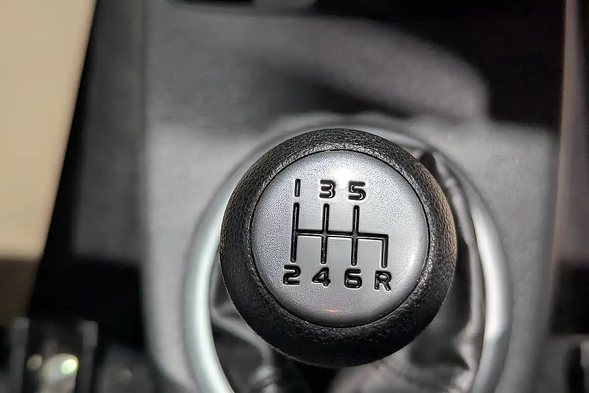 Used 2012 Suzuki SX4 SZ5 Black - Interior and Exterior details 18