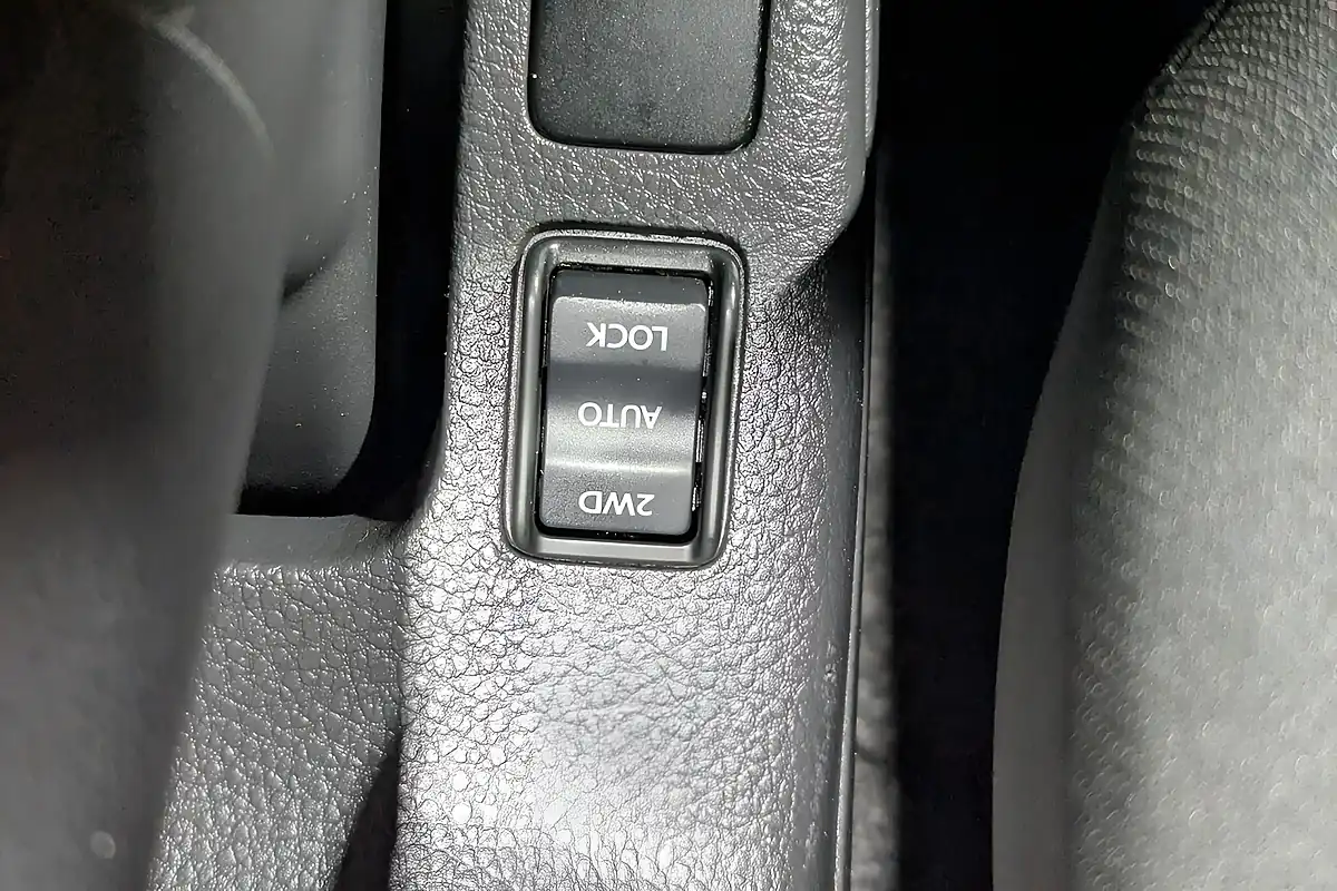 Used 2012 Suzuki SX4 SZ5 Black - Interior and Exterior details 19