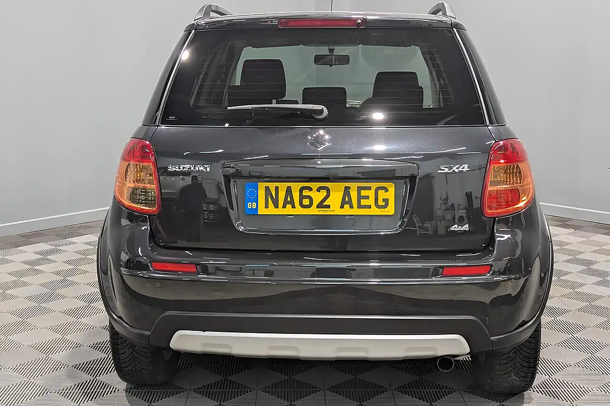Used 2012 Suzuki SX4 SZ5 Black - Interior and Exterior details 8