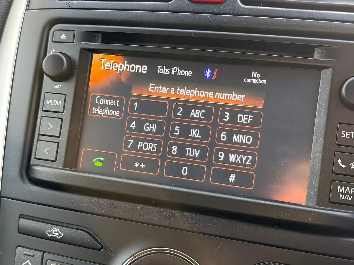 Used 2012 Toyota Auris Colour Collection Grey - Interior and Exterior details 15
