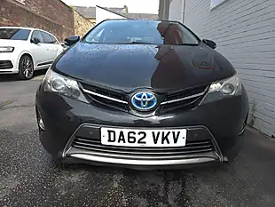 Used 2012 Toyota Auris Excel Black - Interior and Exterior details 14