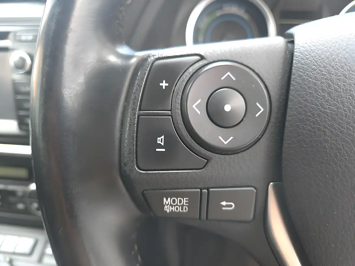 Used 2012 Toyota Auris Excel Black - Interior and Exterior details 18