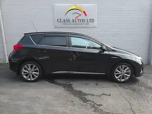 Used 2012 Toyota Auris Excel Black - Interior and Exterior details 8