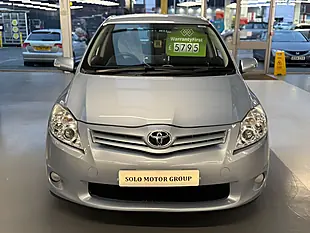 Used 2012 Toyota Auris Tr Blue - Interior and Exterior details 6