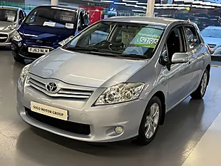 Used 2012 Toyota Auris Tr Blue - Interior and Exterior details 8