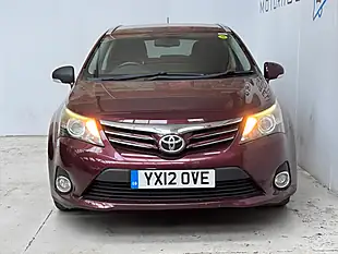 Used 2012 Toyota Avensis Tr Tourer Tuscan Red - Interior and Exterior details 2