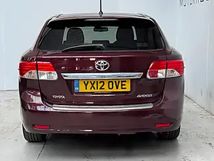 Used 2012 Toyota Avensis Tr Tourer Tuscan Red - Interior and Exterior details 5