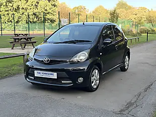 Used 2012 Toyota Aygo Fire Black - Interior and Exterior details 3