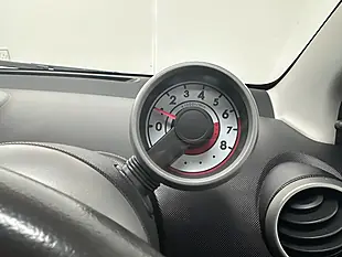 Used 2012 Toyota Aygo Fire Multimode White - Interior and Exterior details 10