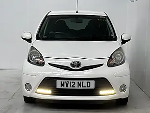 Used 2012 Toyota Aygo Fire Multimode White - Interior and Exterior details 2