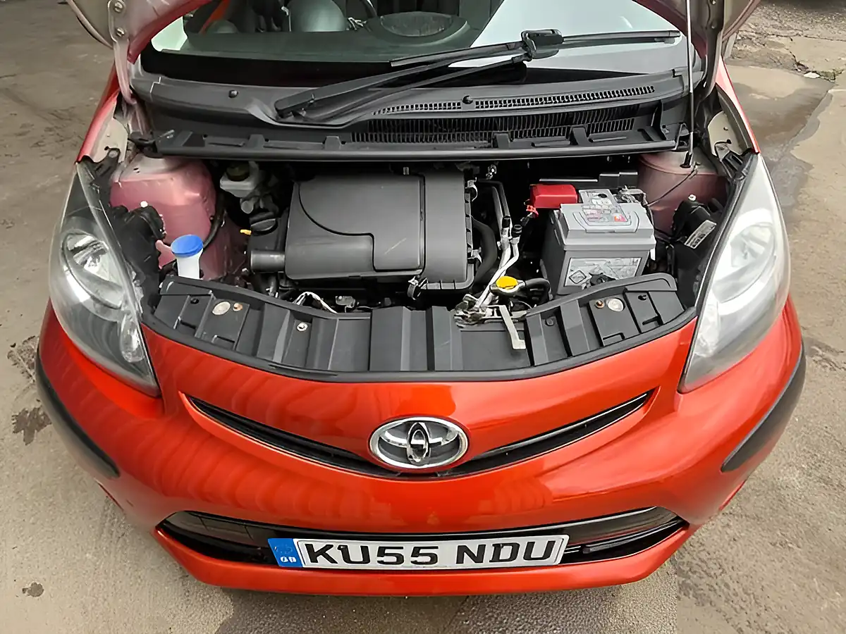 Used 2012 Toyota Aygo Fire Orange - Interior and Exterior details 16