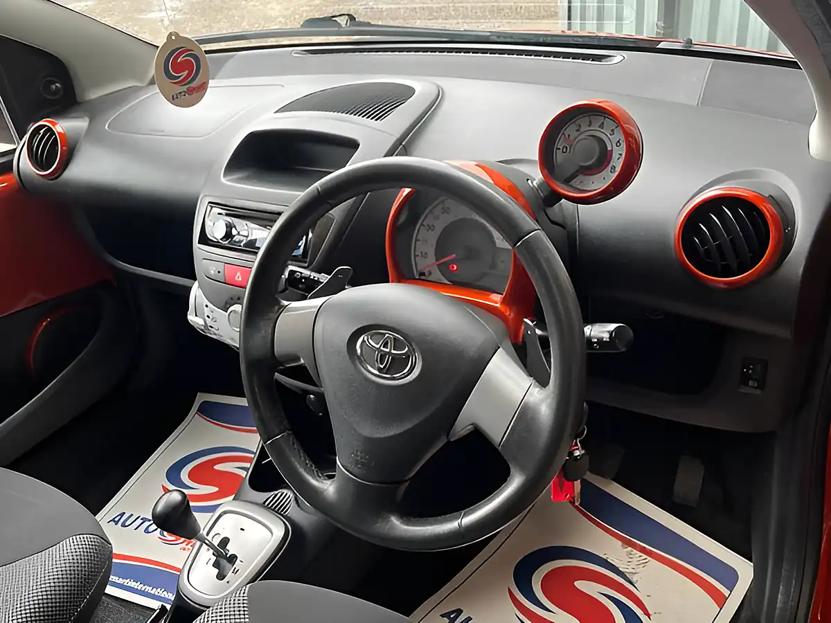 Used 2012 Toyota Aygo Fire Orange - Interior and Exterior details 18