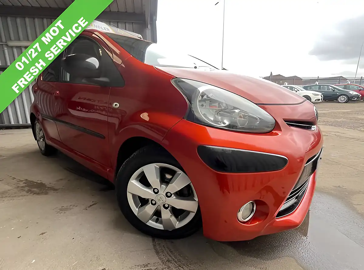 Used 2012 Toyota Aygo Fire Orange - Interior and Exterior details 2