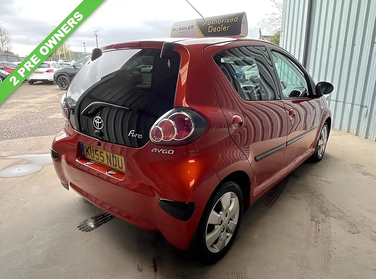 Used 2012 Toyota Aygo Fire Orange - Interior and Exterior details 3