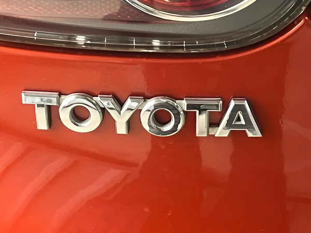 Used 2012 Toyota Aygo Fire Orange - Interior and Exterior details 8