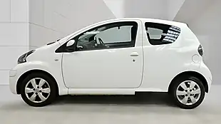 Used 2012 Toyota Aygo Go White - Interior and Exterior details 3