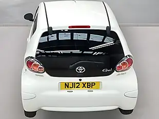 Used 2012 Toyota Aygo Go White - Interior and Exterior details 5