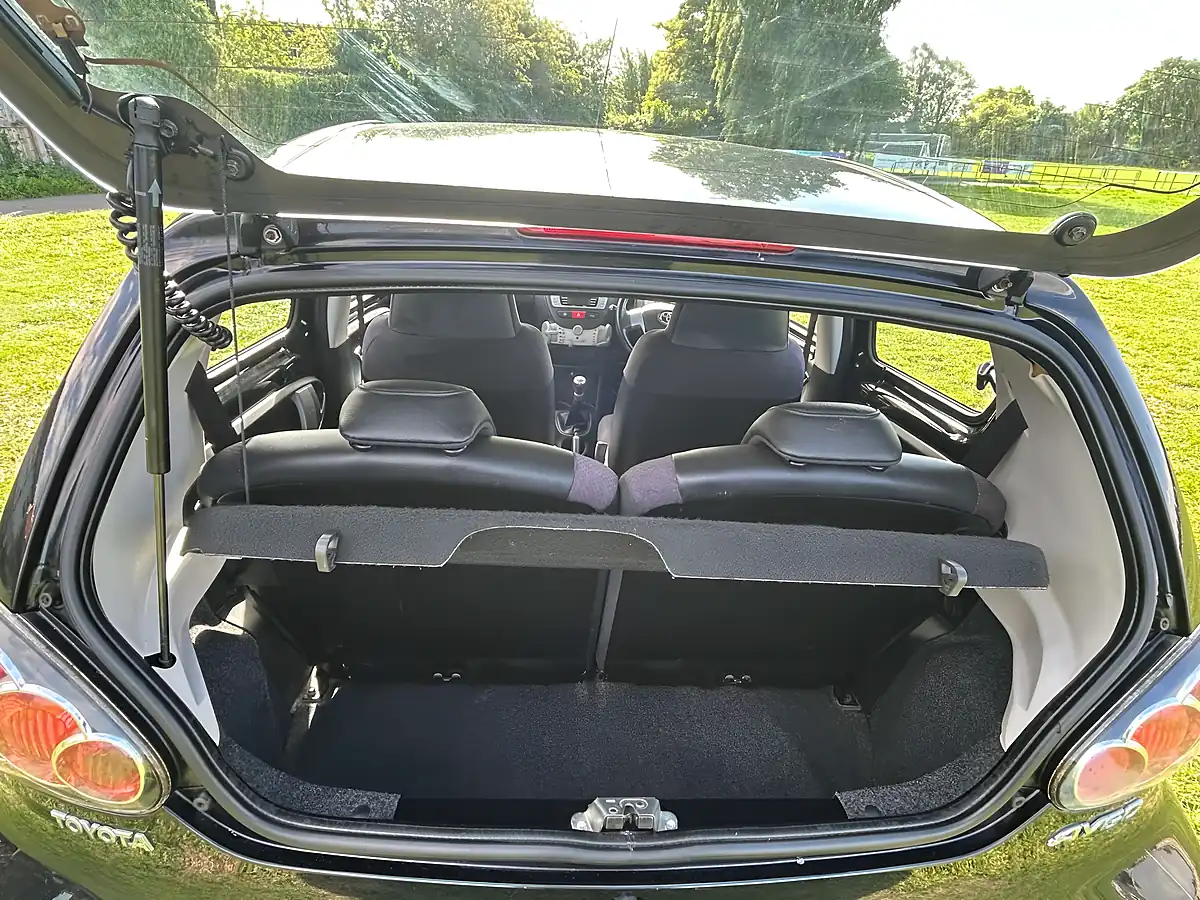 Used 2012 Toyota Aygo Ice Black - Interior and Exterior details 6