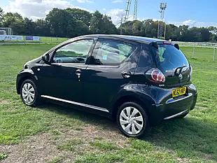 Used 2012 Toyota Aygo Ice Black - Interior and Exterior details 7
