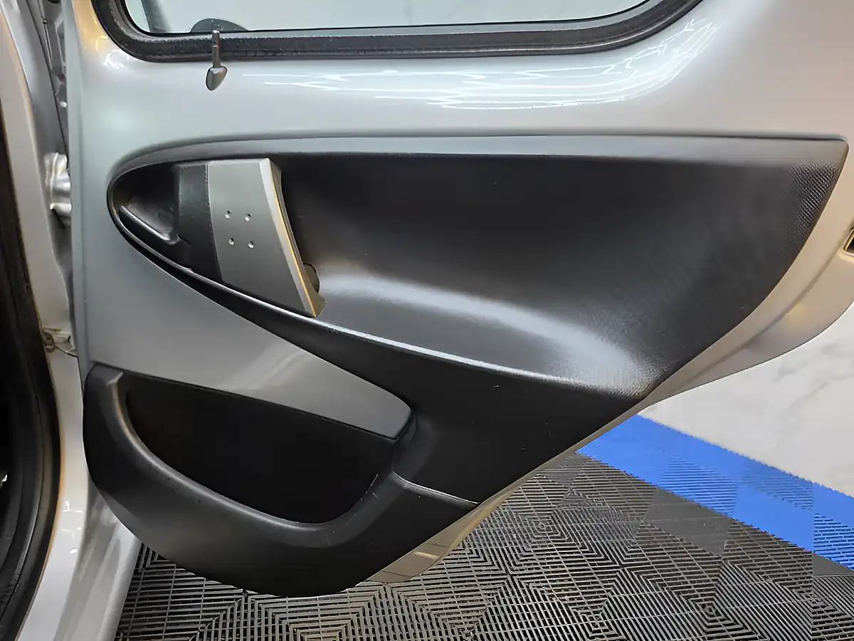 Used 2012 Toyota Aygo Ice Silver - Interior and Exterior details 18