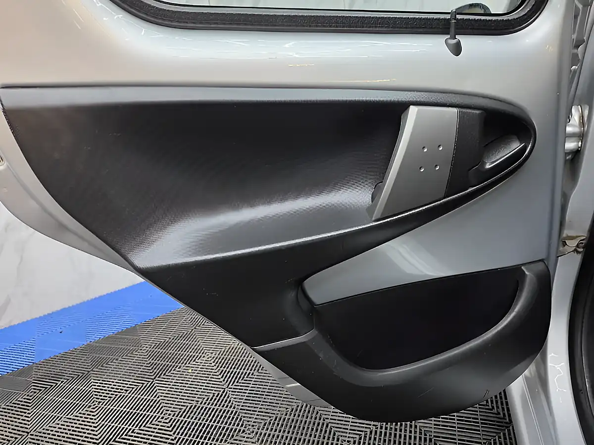 Used 2012 Toyota Aygo Ice Silver - Interior and Exterior details 19