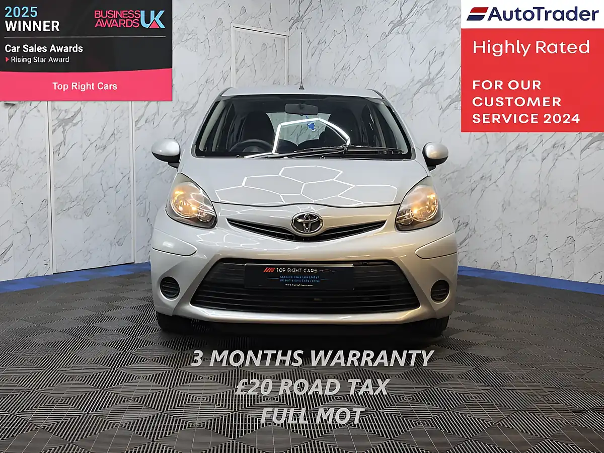 Used 2012 Toyota Aygo Ice Silver - Interior and Exterior details 2