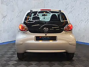 Used 2012 Toyota Aygo Ice Silver - Interior and Exterior details 6